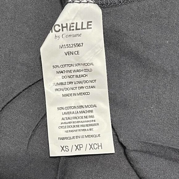 Michelle By Comune Zodiac Cancer Astrology Horoscope T-Shirt Charcoal Gray XS - Picture 8 of 10